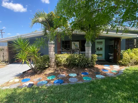 2479 NE Marian St, Jensen Beach, FL 34957