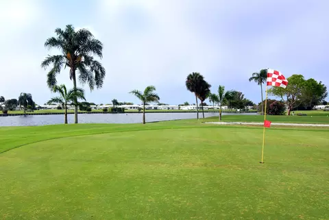 2017 SW Golf Ln #113, Boynton Beach, FL 33426