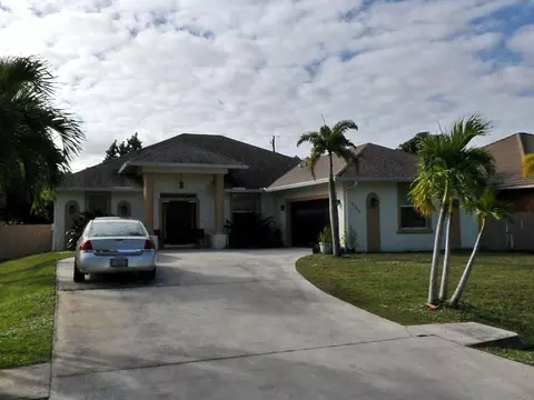 2749 SEagle Dr, Port Saint Lucie, FL 34984
