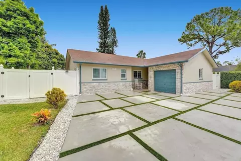 8251 NW 48th, Lauderhill, FL 33351