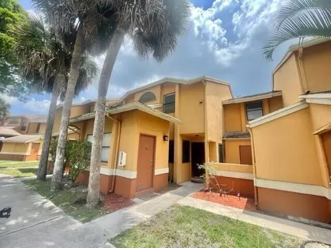 2521 NW 56th #4-26, Lauderhill, FL 33313