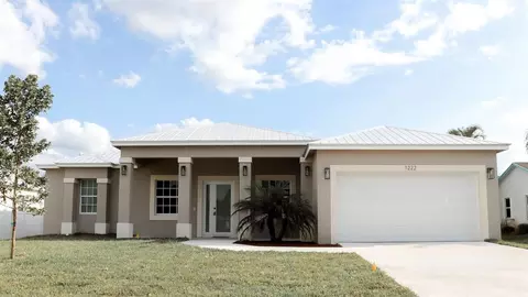1902 SW Certosa Rd, Port Saint Lucie, FL 34953
