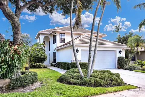 227 Sherwood Forest Dr, Delray Beach, FL 33445