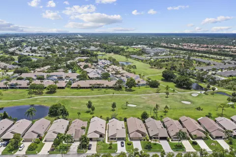 5966 SE Franklin Pl, Hobe Sound, FL 33455