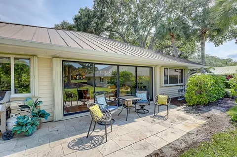 5223 SE Club Way, Stuart, FL 34997