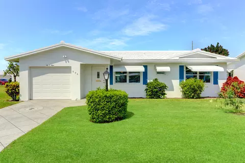604 Canal Way, Boynton Beach, FL 33426