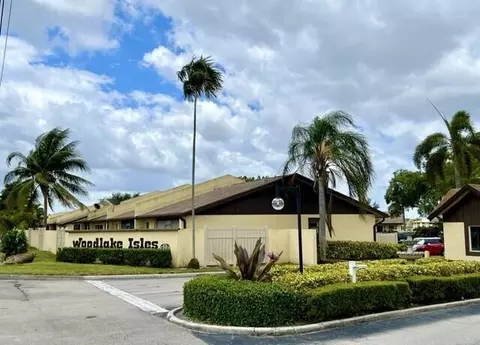 557 Banks, Margate, FL 33063