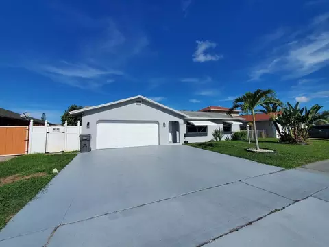 1222 E Mountain Dr, West Palm Beach, FL 33406