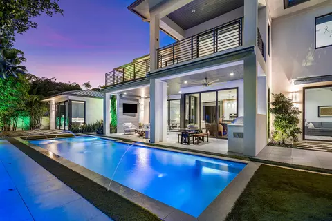 21 NW 17th Ct, Delray Beach, FL 33444