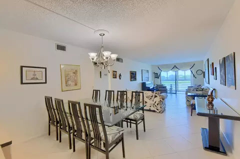 3016 Ainslie A, Boca Raton, FL 33434