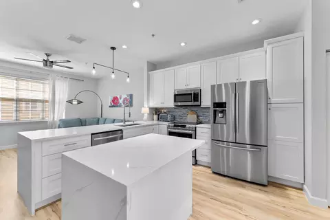 65 SE 5th Ave #J, Delray Beach, FL 33483
