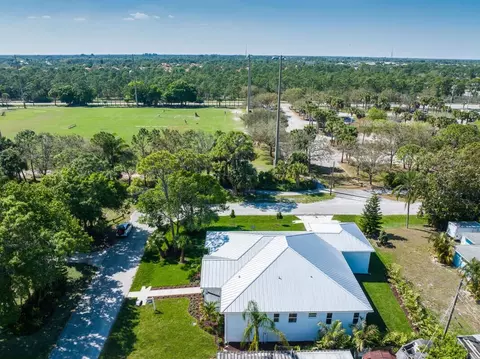 1071 SW 37th Ter, Palm City, FL 34990