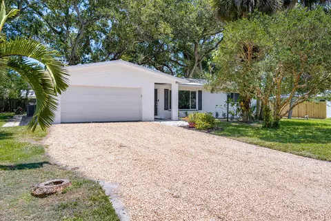 3070 10th, Vero Beach, FL 32960