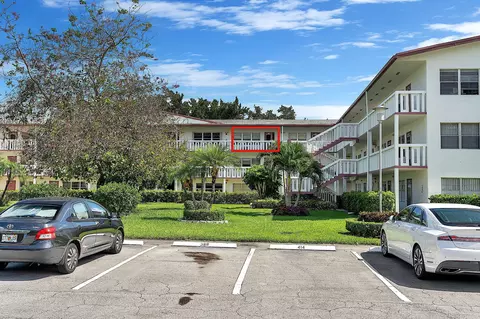 415 Fanshaw J #415, Boca Raton, FL 33434