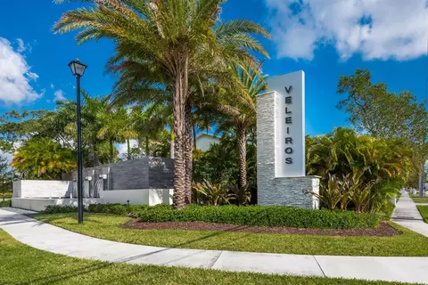 4392 Veleiros Ave, Lighthouse Point, FL 33064