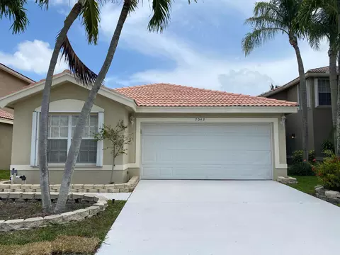 7042 Chesapeake Cir, Boynton Beach, FL 33436