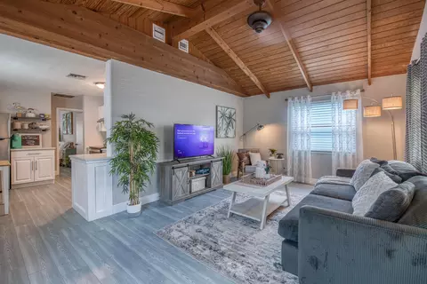 320 N C St, Lake Worth Beach, FL 33460