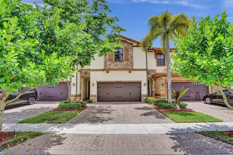8448 Blue Cove Way, Parkland, FL 33076