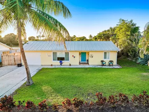 7517 SE Pelican Way, Hobe Sound, FL 33455