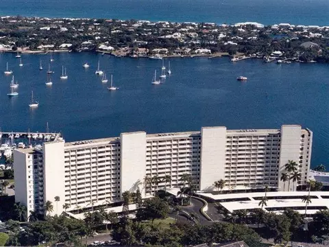 134 Lakeshore Dr #1113, North Palm Beach, FL 33408