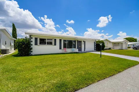 1006 SW 3rd Ave, Boynton Beach, FL 33426