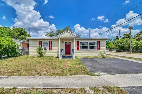 202 Jackson Ave, Greenacres, FL 33463