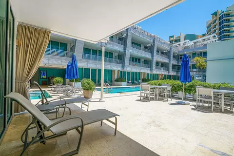 1437 Collins #225, Miami Beach, FL 33139