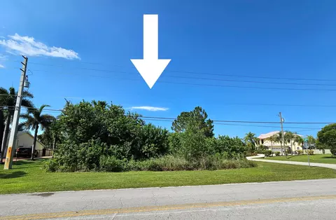 196 SW Paar Dr, Port St Lucie, FL 34953