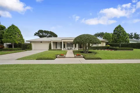 1000 Country Club Dr, North Palm Beach, FL 33408