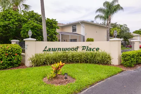 1546 N Lawnwood Cir, Fort Pierce, FL 34950