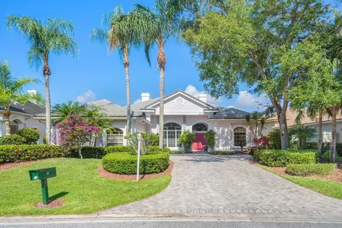 15 Cayman Pl, Palm Beach Gardens, FL 33418