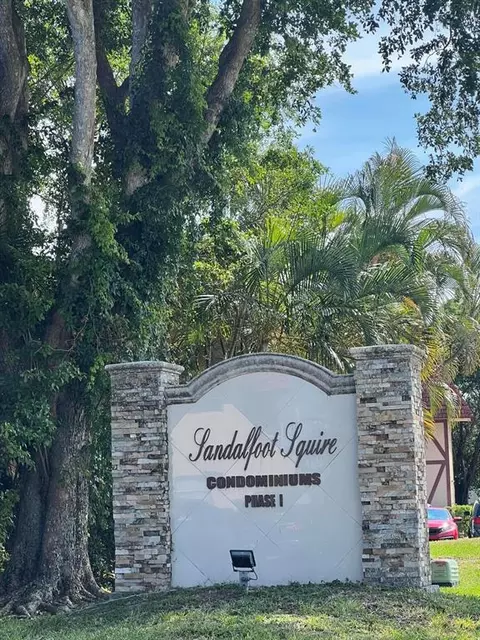 9338 SW 3rd Street St #504, Boca Raton, FL 33428