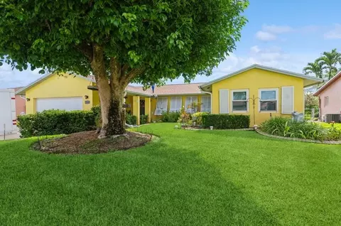 3844 Beresford E, West Palm Beach, FL 33417