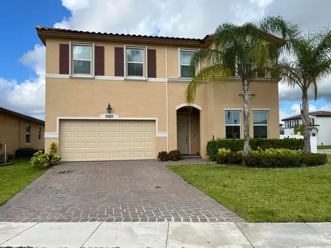 7680 NW Greenbank Cir, Port Saint Lucie, FL 34987