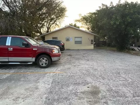 517 S F #A, Lake Worth Beach, FL 33460