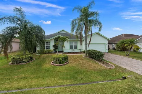 430 SW Sadwick Ave, Port Saint Lucie, FL 34953