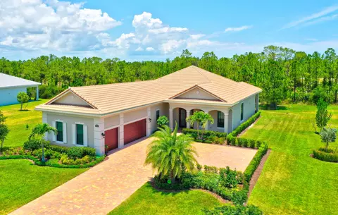 5733 SW Star Apple St, Palm City, FL 34990