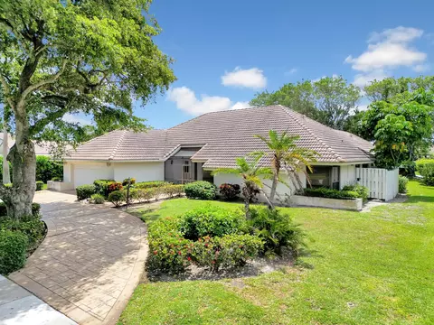 16905 River Birch Cir, Delray Beach, FL 33445