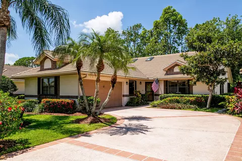 442 SW Jackson Pl, Port Saint Lucie, FL 34986