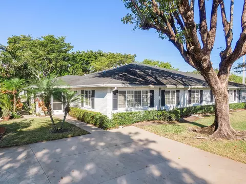 10087 40th Trl S #243, Boynton Beach, FL 33436