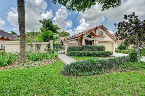 693 NW 38th Ter, Deerfield Beach, FL 33442