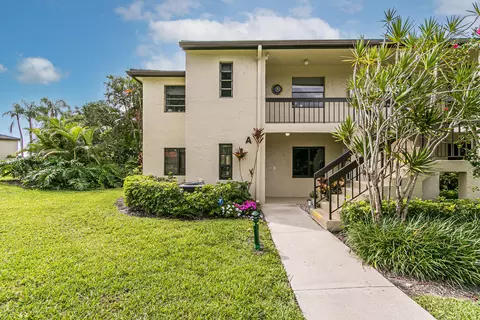 8310 Casa Del Lago #A, Boca Raton, FL 33433