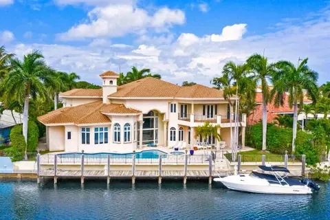 4900 Sanctuary Ln, Boca Raton, FL 33431