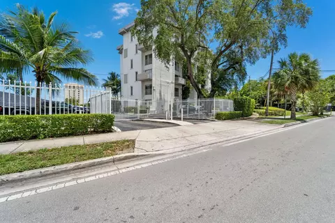 7801 NE 4th #514, Miami, FL 33138