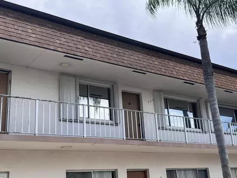2878 Donnelly Dr #209, Lake Worth, FL 33462