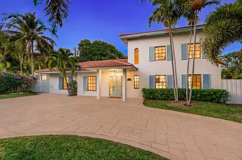 20 Yale Dr, Lake Worth Beach, FL 33460