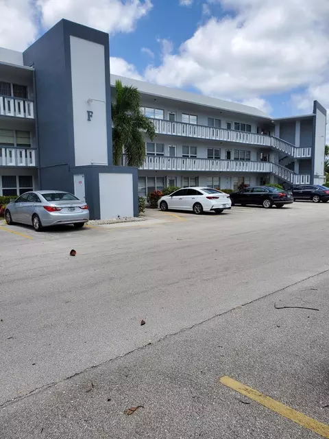 Undisclosed, West Palm Beach, FL 33417