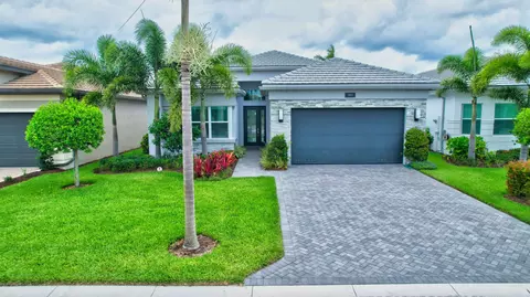 9809 Golden Dunes Ln, Boynton Beach, FL 33473