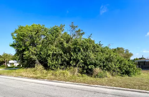 846 19th St SW, Vero Beach, FL 32962
