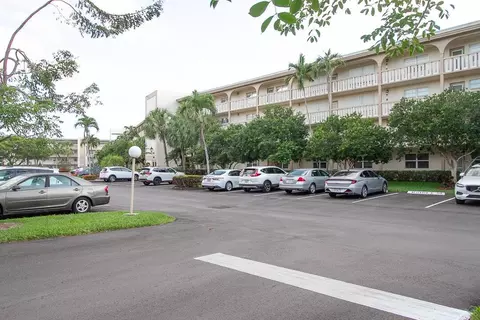 3301 Aruba Way #H2, Coconut Creek, FL 33066